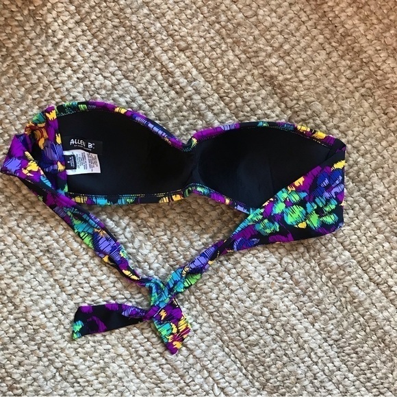 ALLEN B bandeau style two piece bikini swim suit top. Size 8. - Picture 4 of 6